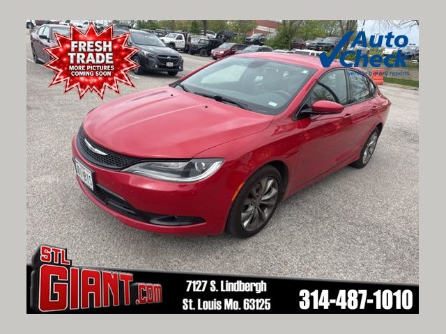 Redline Red Tricoat Pearl 2016 Chrysler 200 S Sedan FWD Sedan Front-Wheel Drive 9-Speed Automatic