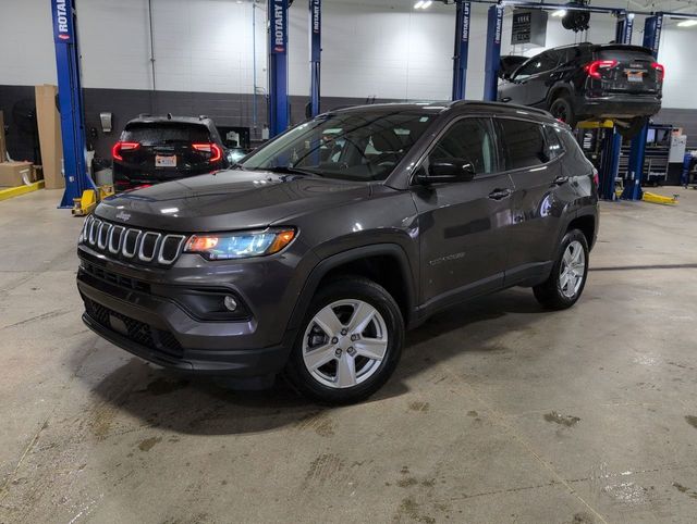 2022 Jeep Compass Latitude 4WD