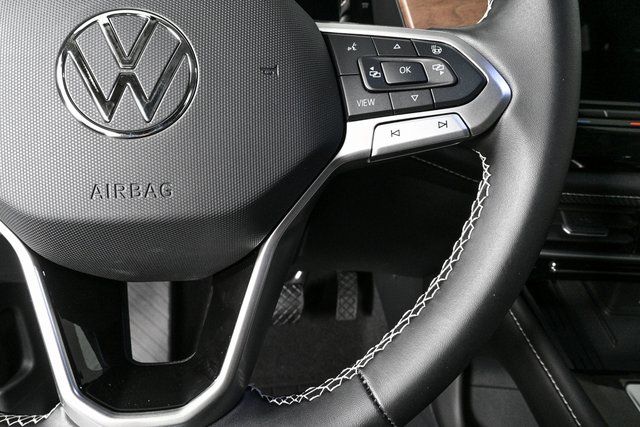 new 2026 Volkswagen Atlas car, priced at $46,918