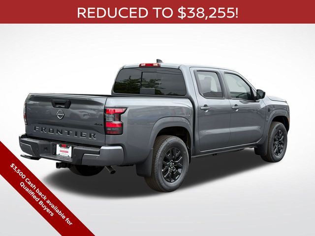 View vehicle photo 4