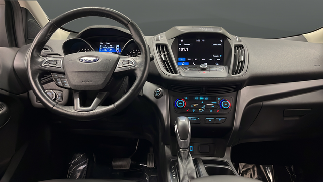 Used 2019 Sea Green Ford SEL image 11