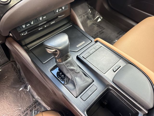 2021 Lexus ES - $33,498