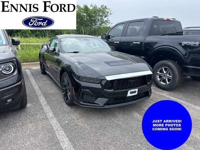 2025 Ford Mustang GT photo