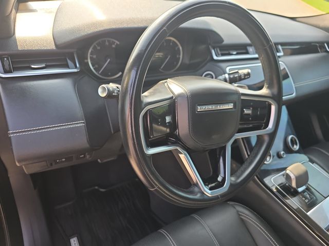 Used 2023 Santorini Black Land Rover R-Dynamic S image 17