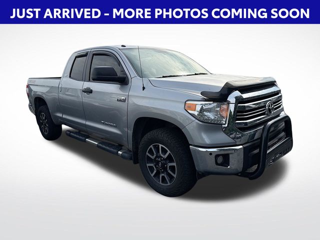 Silver Sky Metallic 2017 Toyota Tundra Pickup Truck Four-Wheel Drive 6-Speed Automatic Overdrive