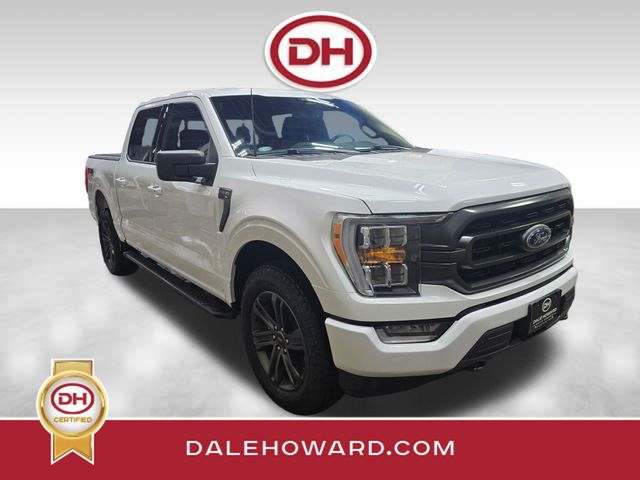 Oxford White 2022 Ford F-150 XLT SuperCrew 4WD Pickup Truck Four-Wheel Drive Automatic