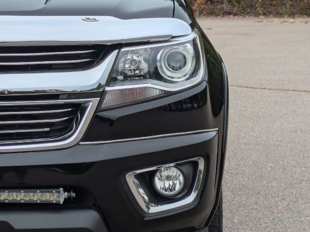 2019 Chevrolet Colorado LT 12