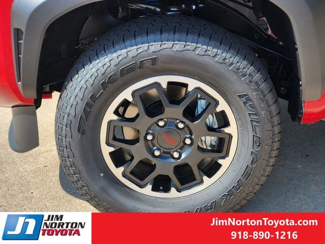 2025 Toyota Tacoma TRD Off-Road Double Cab photo 9