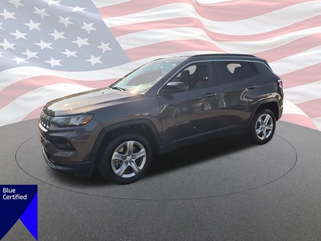 Used 2023 Gray Jeep Latitude image 7