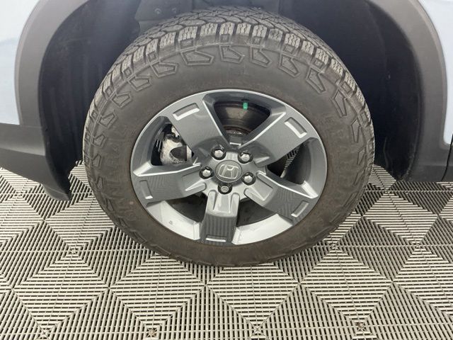 used 2025 Honda Ridgeline car, priced at $39,991