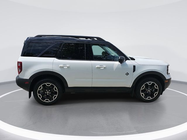 Used 2025 White Ford Outer Banks image 6
