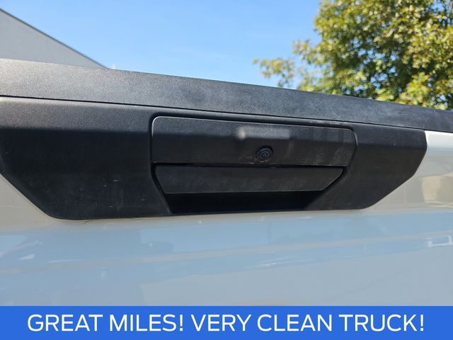 Used 2025 White Ford XLT image 13