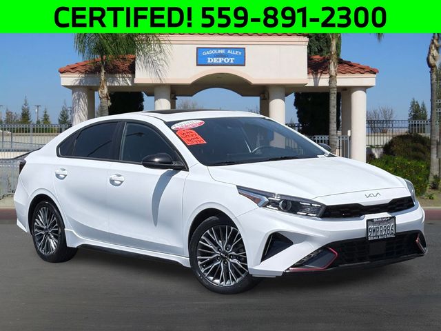 Snow White Pearl 2024 Kia Forte GT-Line FWD Sedan Front-Wheel Drive Continuously Variable Transmission