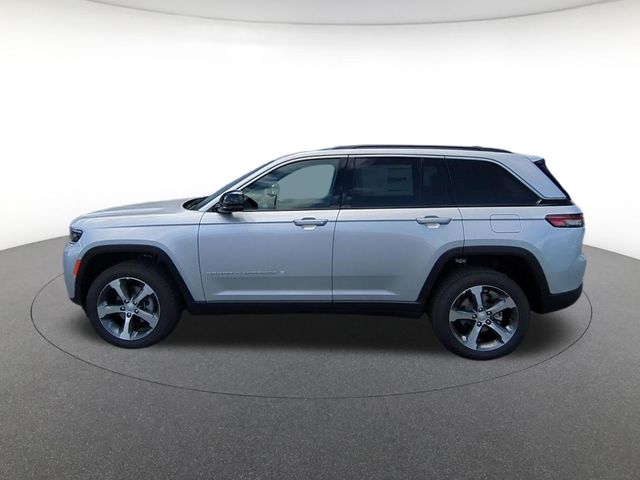 new 2026 Jeep Grand Cherokee car, priced at $43,186