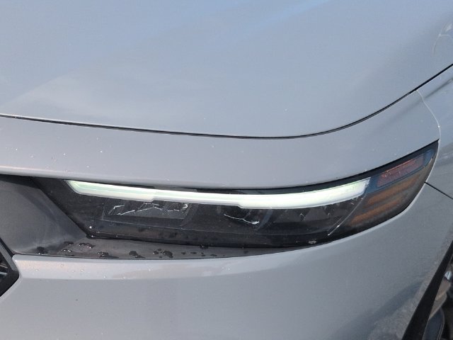 Used 2024 Gray Honda Sport-L image 9