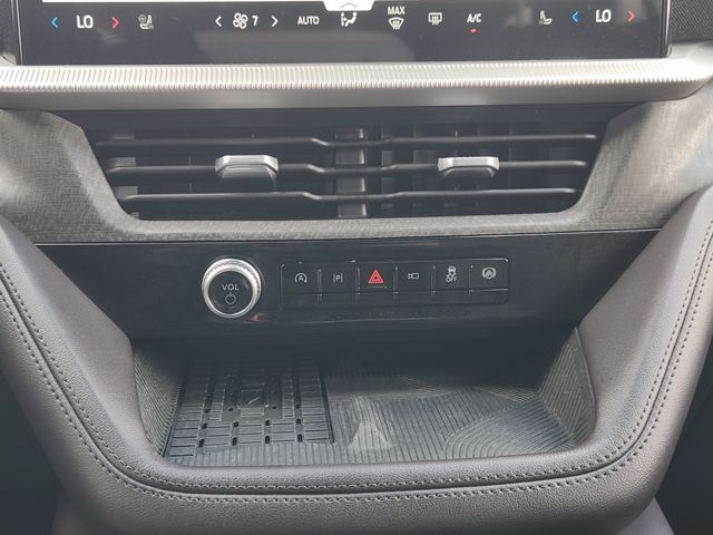 Used 2025 Ford Explorer SUV