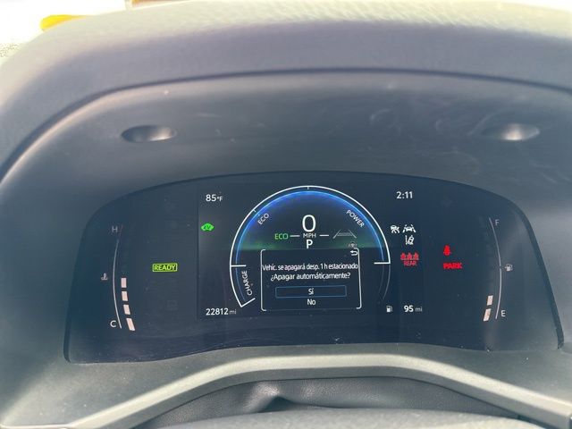 2025 Toyota Camry SE - Photo 17