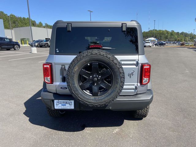 2024 Ford Bronco Black Diamond 5