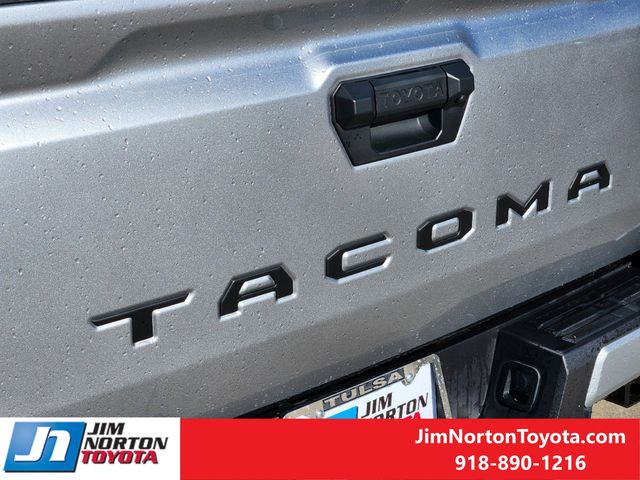 2024 Toyota Tacoma TRD Sport 12