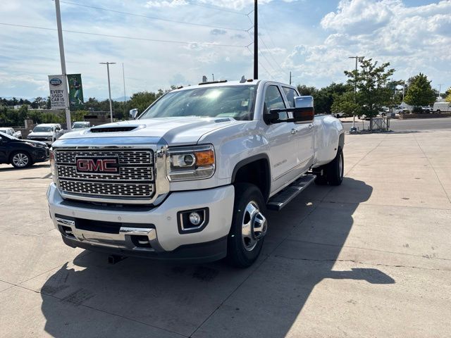 White Frost Tricoat 2018 GMC Sierra 3500HD Pickup Truck Four-Wheel Drive 6-Speed Automatic