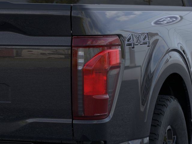 New 2026 Agate Black Metallic Ford XLT image 21
