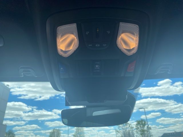 2026 Ram 1500 Big Horn/Lone Star - Bright White Clearcoat exterior view 6