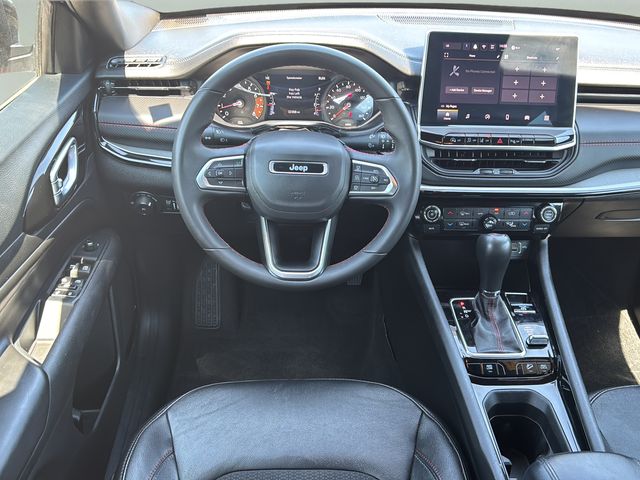 2025 Jeep Compass Trailhawk - Photo 15