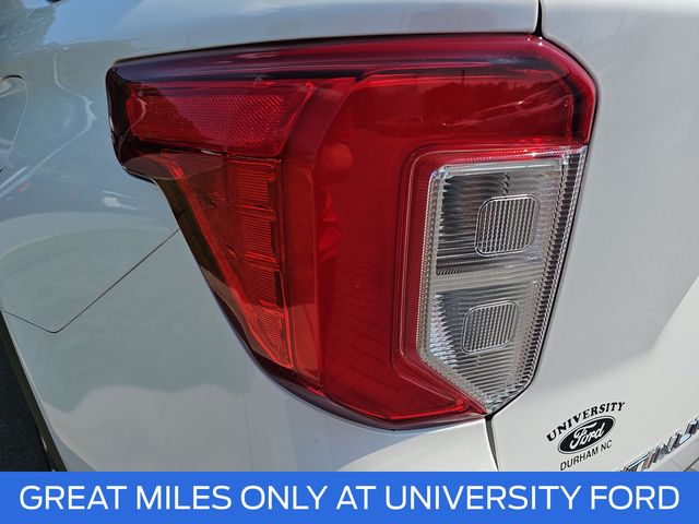 Used 2023 White Ford Platinum image 33