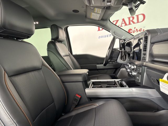 2025 Carbonized Gray Metallic Ford F-250SD Lariat 4X4 Truck