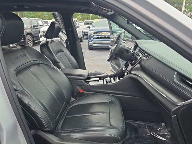 Used 2024 Silver Jeep Overland image 11