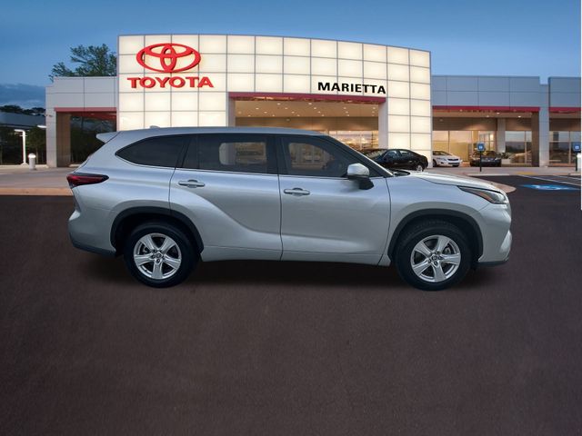 2021 Toyota Highlander L 32