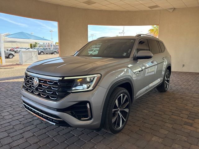 Silver Mist Metallic 2024 Volkswagen Atlas SUV / Crossover All-Wheel Drive 8-Speed Automatic