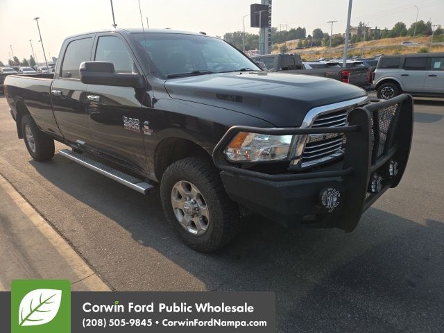 Brilliant Black Crystal Pearlcoat 2018 RAM 3500 Pickup Truck Four-Wheel Drive 6-Speed Automatic