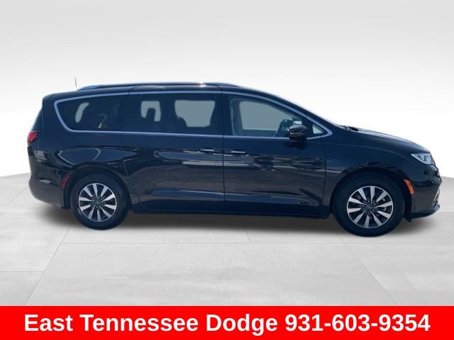 2021 Chrysler Pacifica Touring L photo