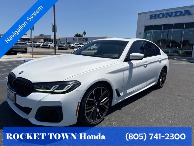 Alpine White 2021 BMW 5 Series Sedan All-Wheel Drive 8-Speed Automatic