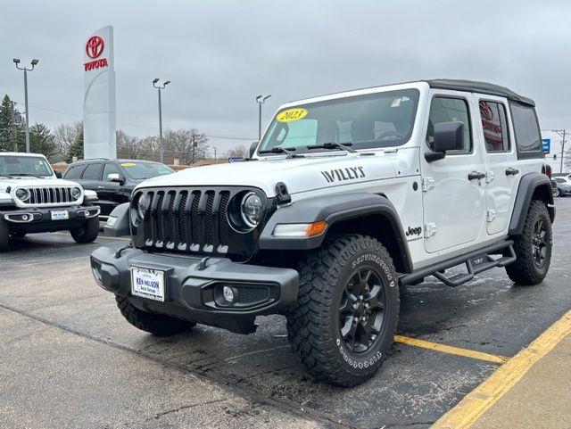 View vehicle photo 5