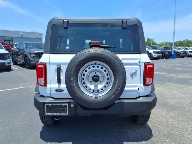 2025 Ford Bronco photo