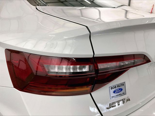 2019 Volkswagen Jetta R-Line White at Bob Ruth Ford