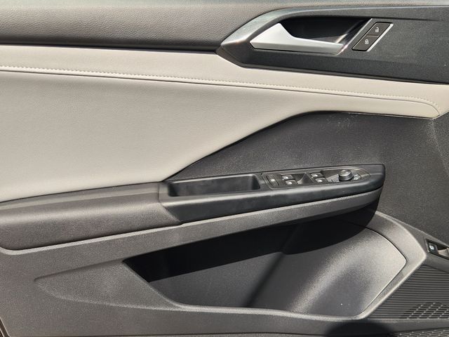 2022 Volkswagen Taos 1.5T SEL  at DeMontrond Auto Country