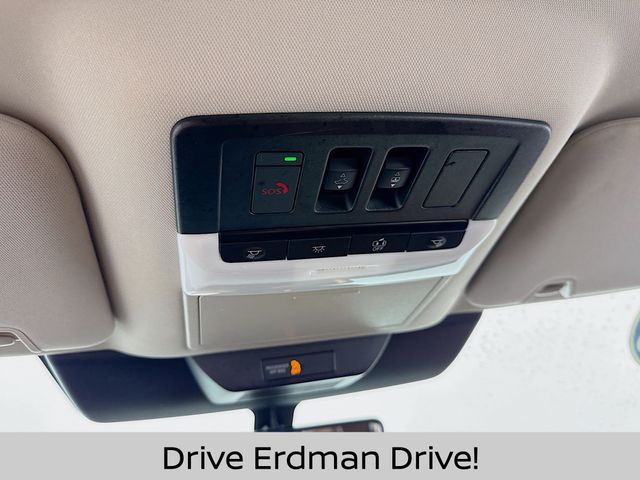 Used 2025 Nissan Pathfinder SUV