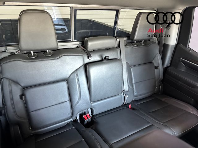 Used 2022 White GMC SLT image 31