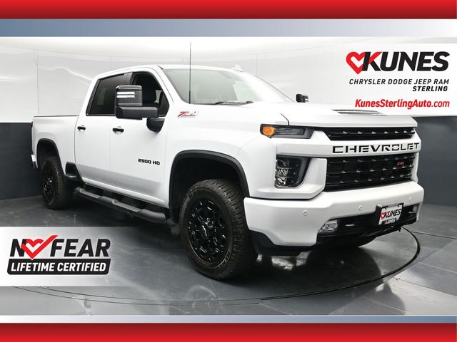 Summit White 2022 Chevrolet Silverado 2500HD Pickup Truck Four-Wheel Drive Automatic