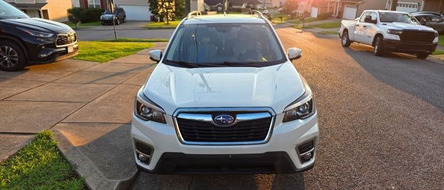 Used 2019 White Subaru Limited image 4