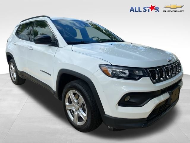 2023 Jeep Compass Latitude 4WD