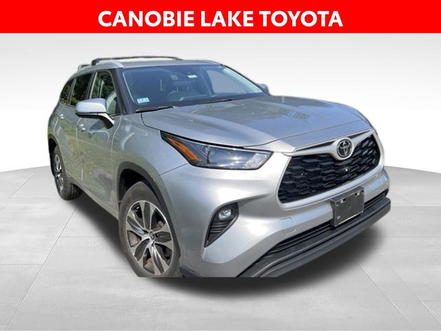 Celestial Silve 2024 Toyota Highlander SUV / Crossover All-Wheel Drive 8-Speed Automatic