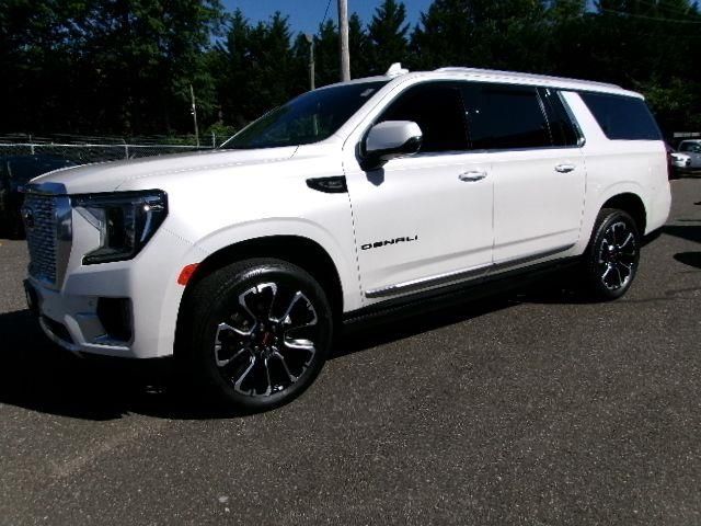 used 2023 GMC Yukon XL car, priced at $67,996