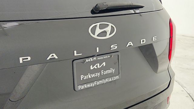 2020 Hyundai Palisade Limited Black at River Oaks CDJR