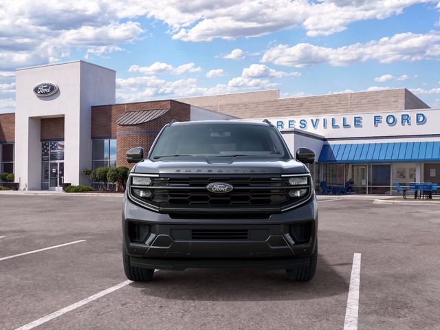 New 2027 Gray Ford Platinum image 3