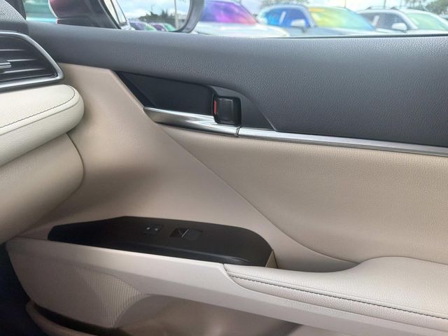Used 2021 Toyota Camry Hybrid Sedan