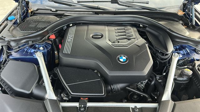 2021 BMW 5 Series 530i xDrive 11